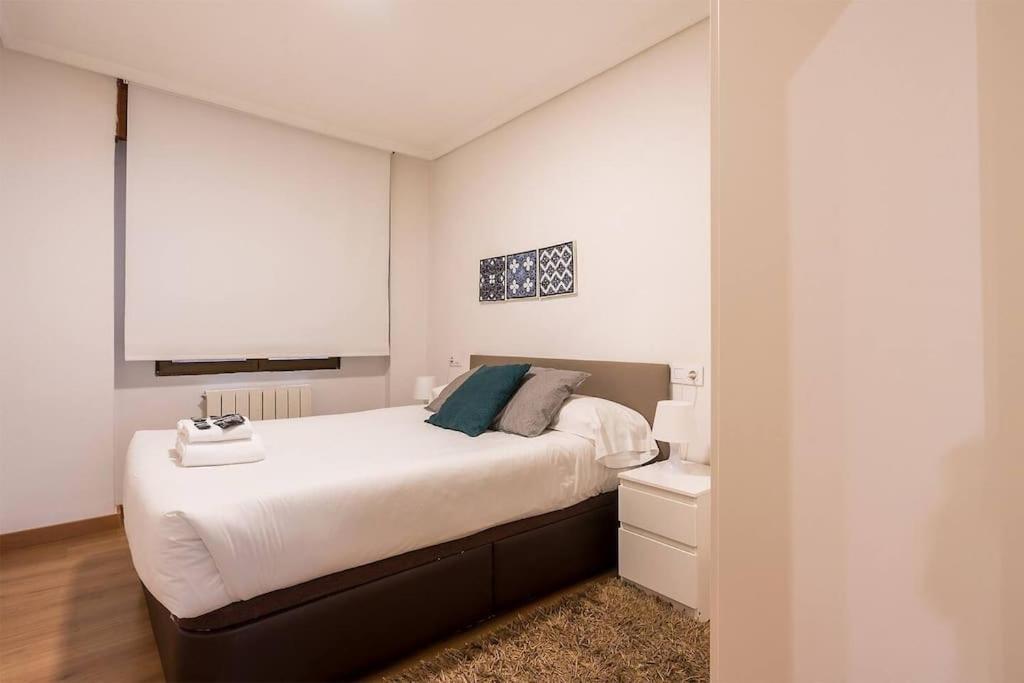 Apartamento Vt En La Ribera De Bilbao Exterior foto